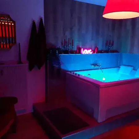 Superbe Avec Vue Et Jacuzzi * 콜마