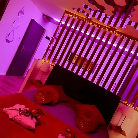 Superbe Avec Vue Et Jacuzzi 아파트 콜마